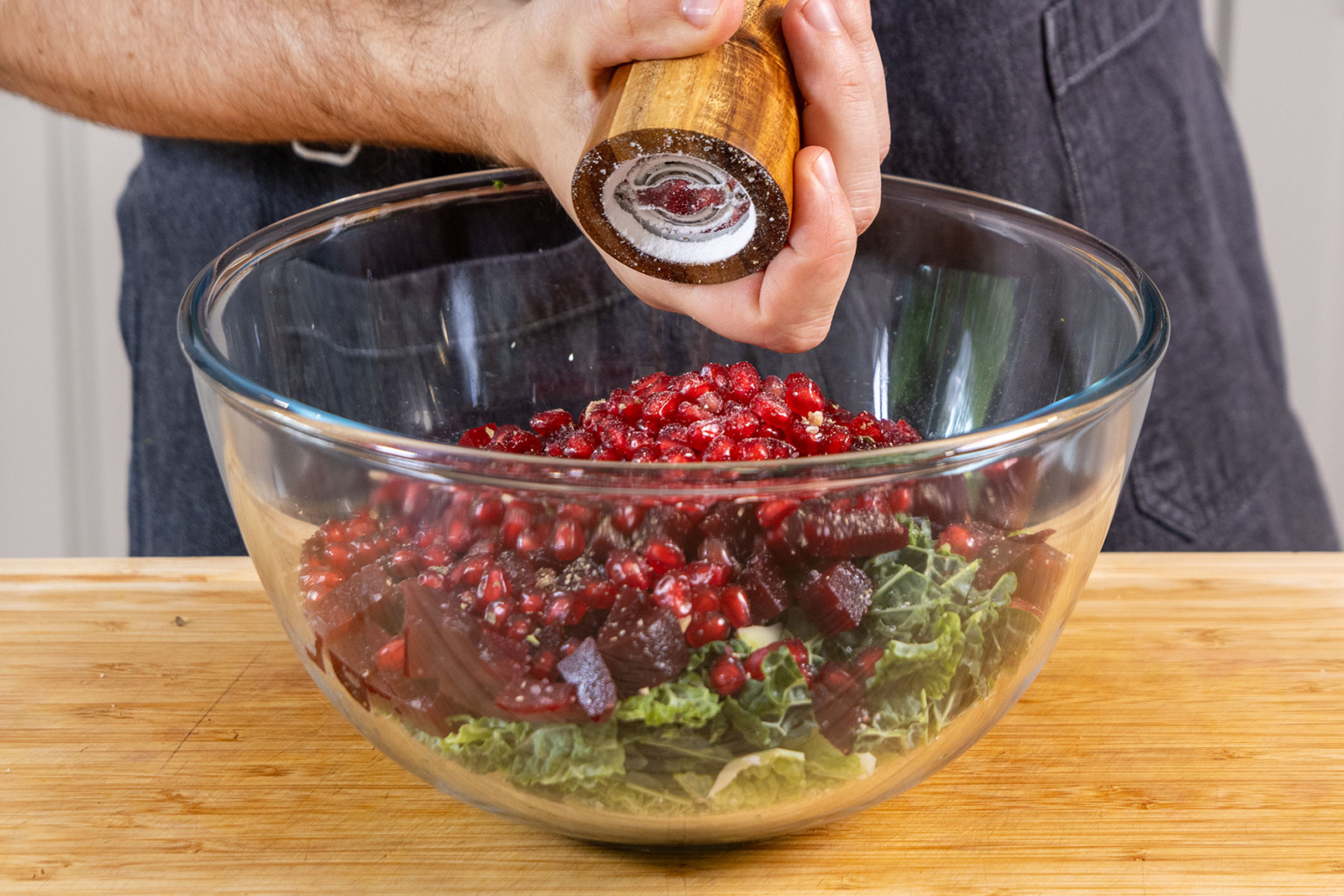 Grünkohlsalat mit Granatapfel | Rezept