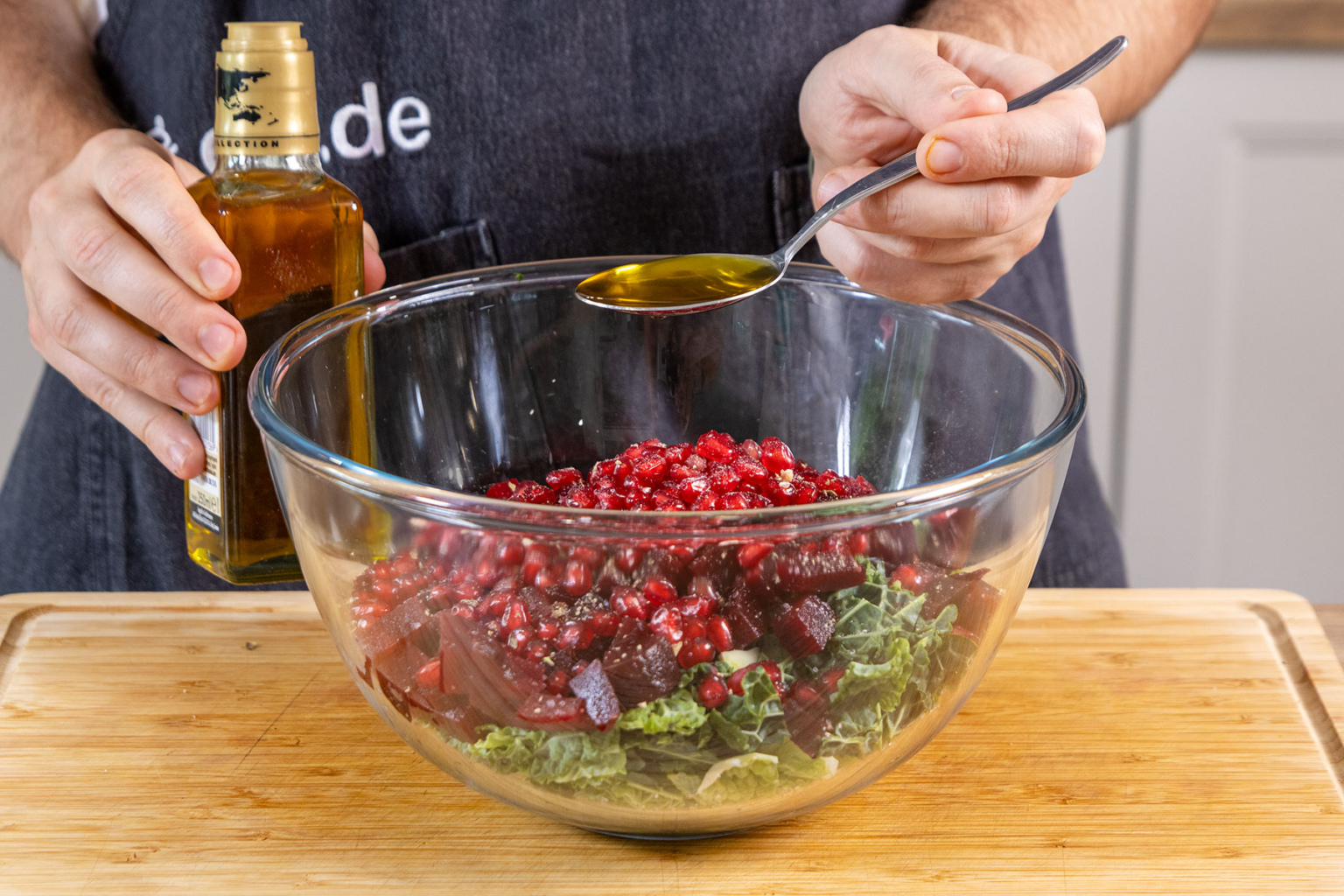 Grünkohlsalat mit Granatapfel | Rezept
