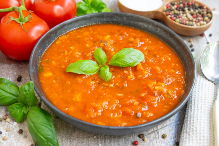 Klassisches Tomatensugo