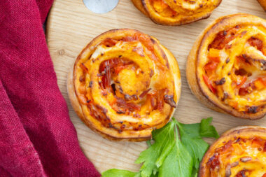 Pizzaschnecken mit Fertigteig
