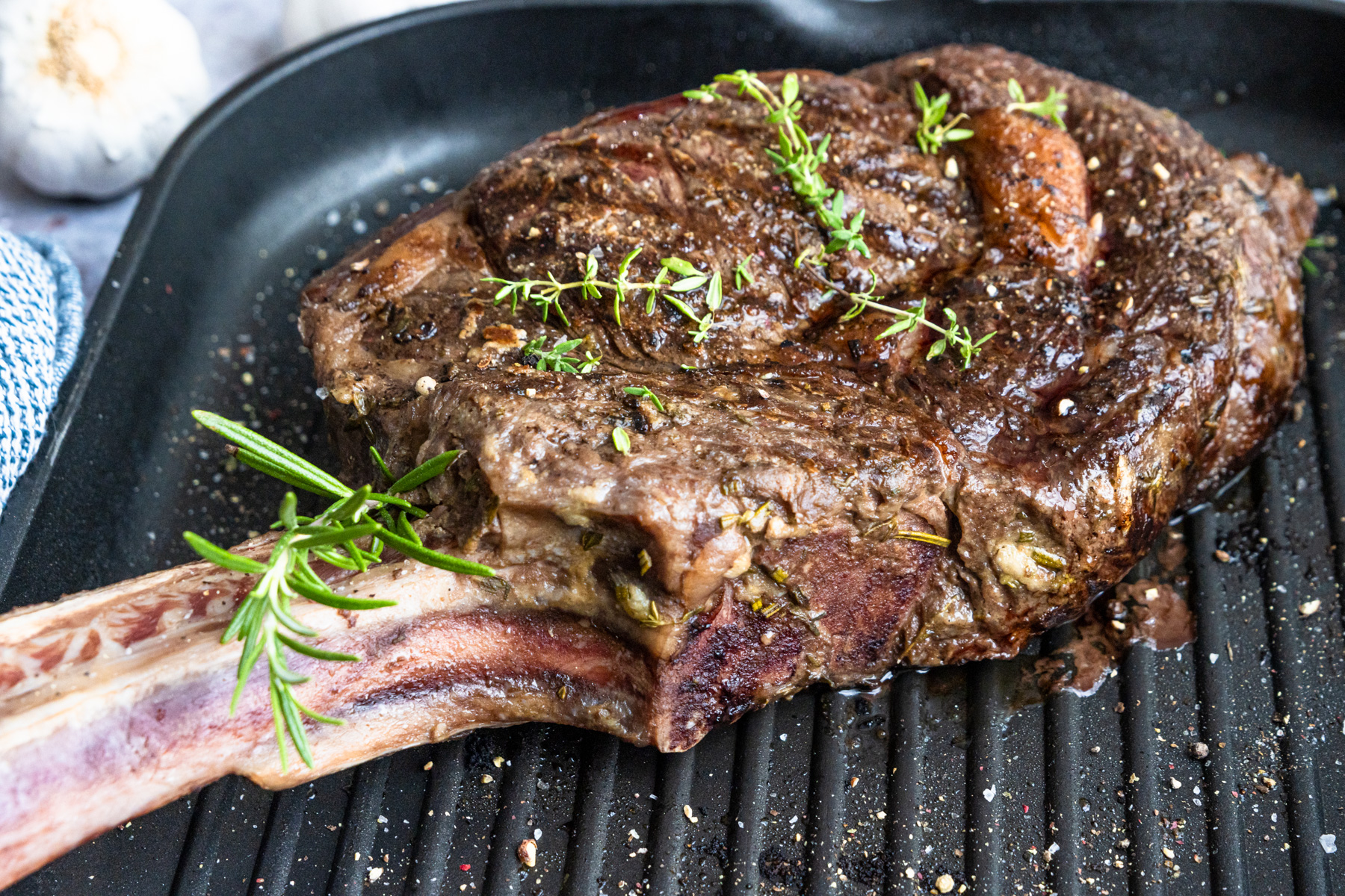 Tomahawk Steak sous vide garen Rezept eat.de