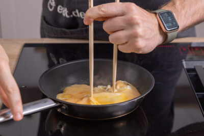 Omelette drehen