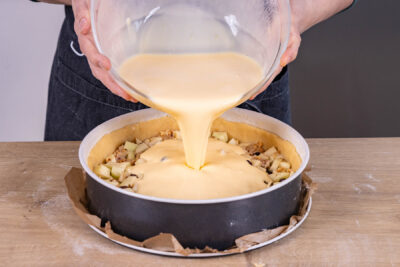 Puddingmasse darüber gießen