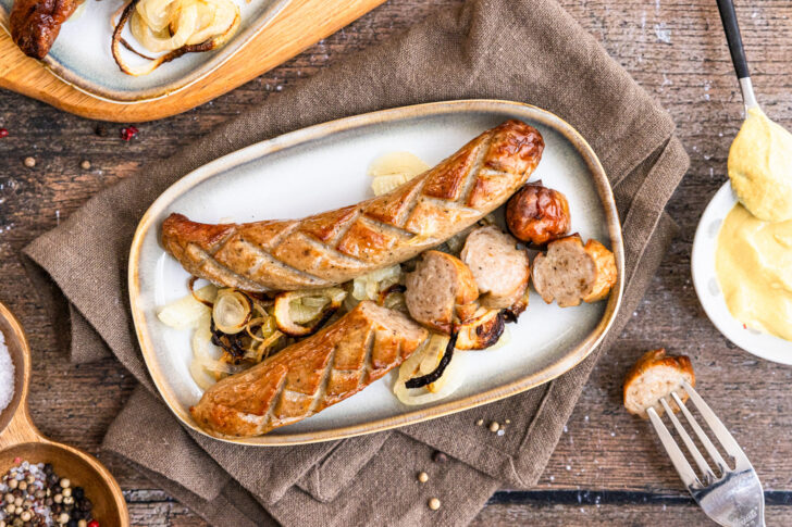 Bratwurst im Backofen zubereiten