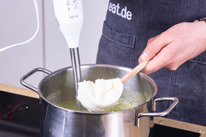 Frischkäse dazugeben