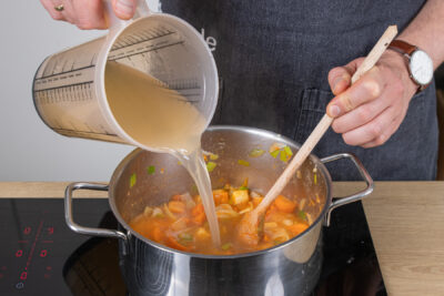 mit Fischfond ablöschen