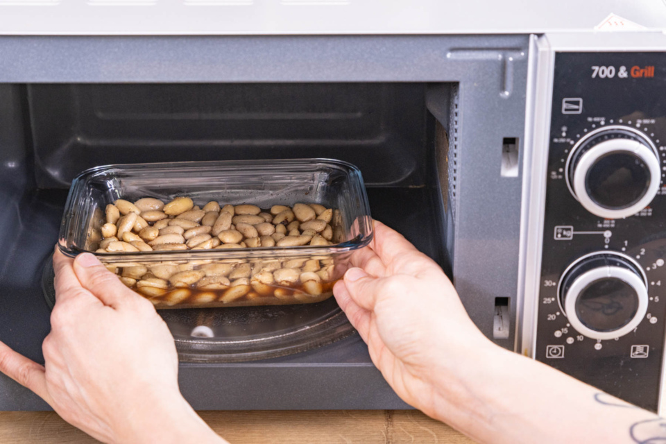 Gebrannte Mandeln aus der Mikrowelle Gebrannte Mandeln aus der Mikrowelle