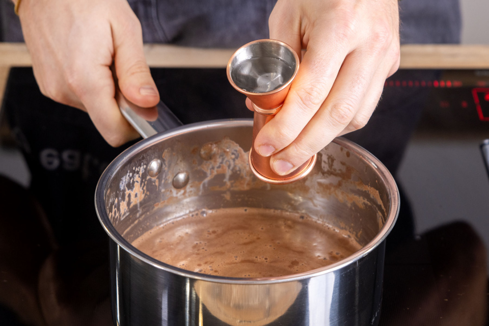 Heiße Schokolade mit Schuss | Rezept