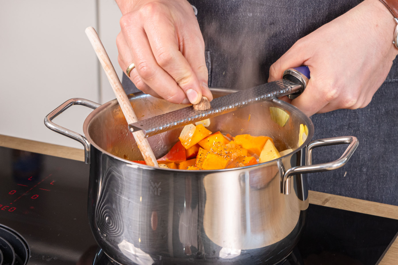 Kürbissuppe Rezept klassisch mit Hokkaido Kürbissuppe Rezept klassisch mit Hokkaido