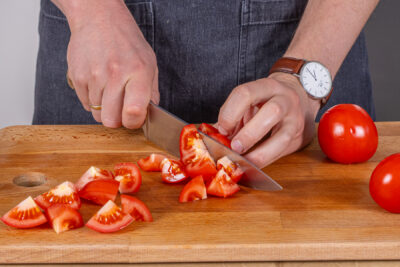 Tomaten würfeln