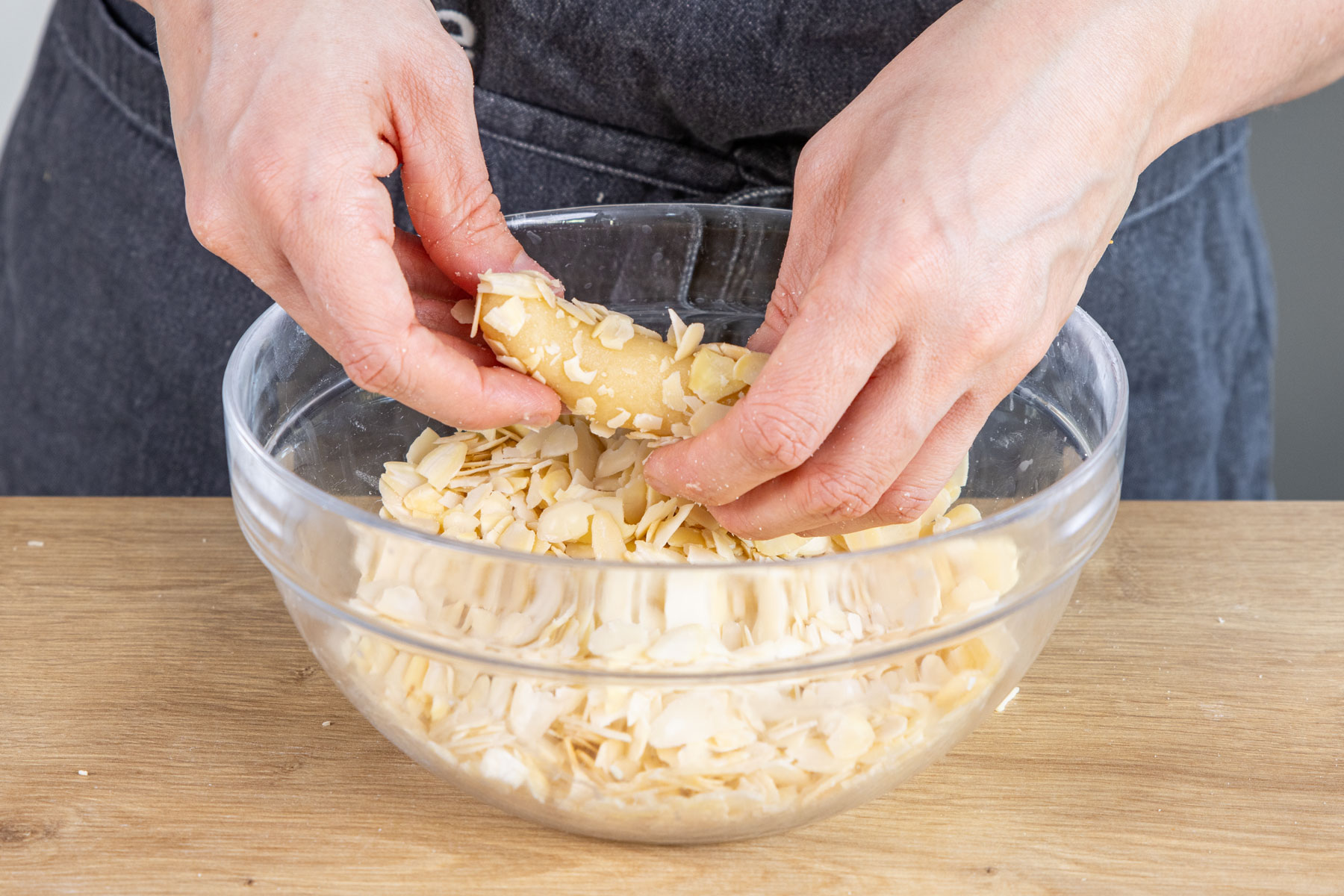 Mandelhörnchen wie vom Bäcker | Rezept