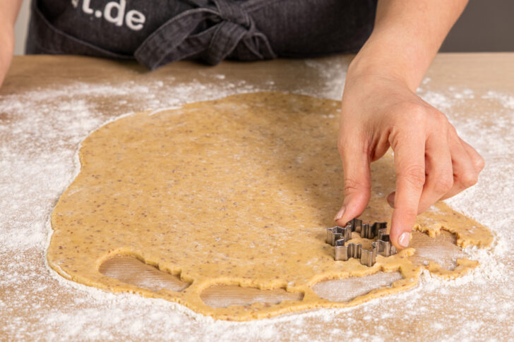 Plätzchen ausstechen