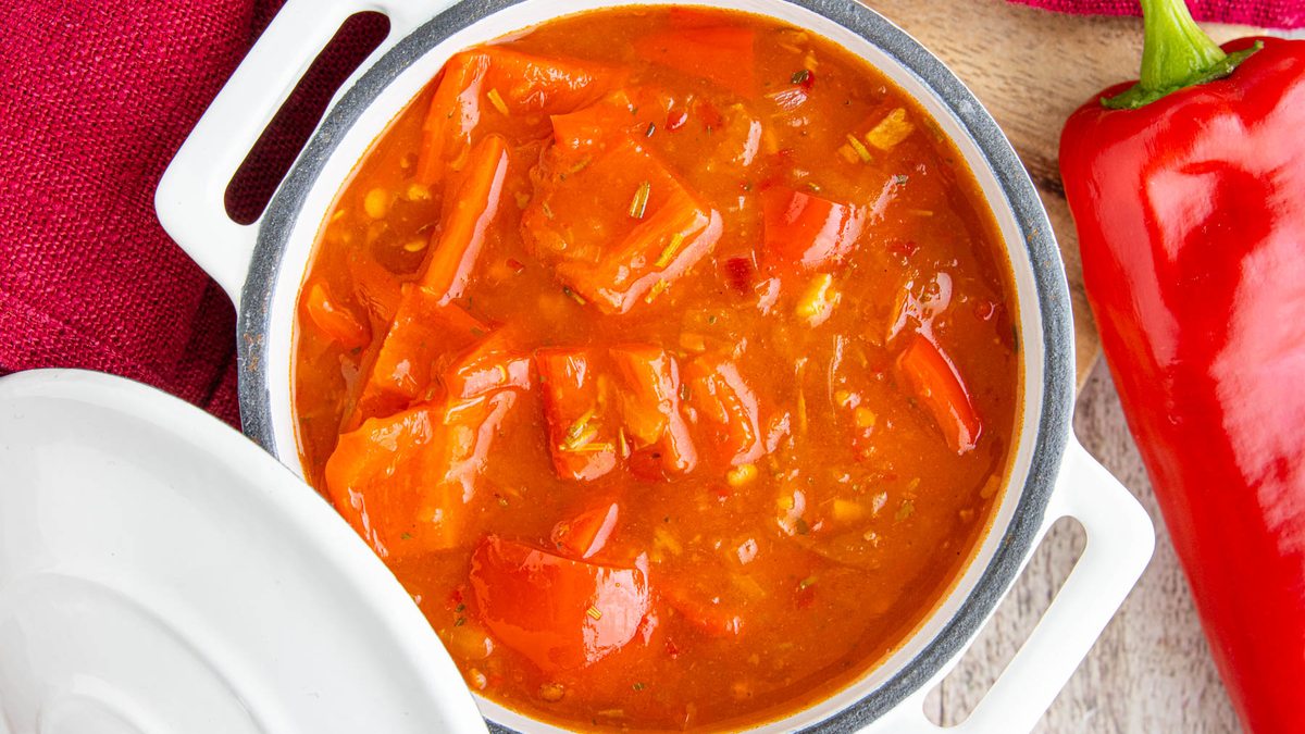 Paprikasoße selber machen | Rezept - eat.de