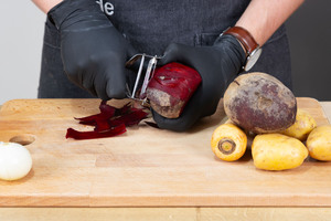 Rote-Bete schälen