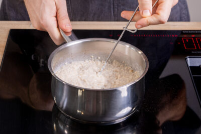 Porridge verrühren