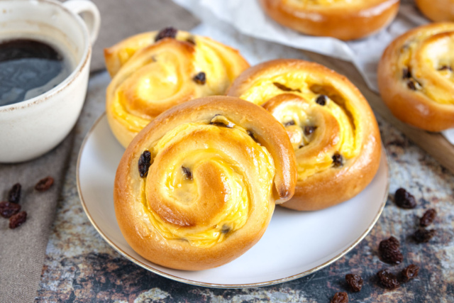 Butterhörnchen wie vom Bäcker | Rezept - eat.de