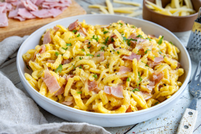 Schinken-Käsespätzle
