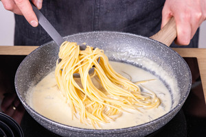 Spaghetti dazugeben