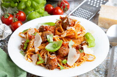 Spaghetti mit Hackfleischbällchen