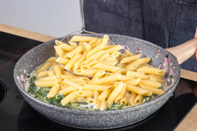 Penne dazugeben