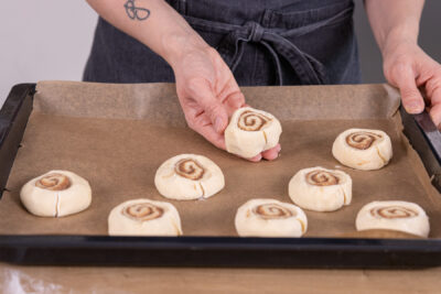 Zimtschnecken backen