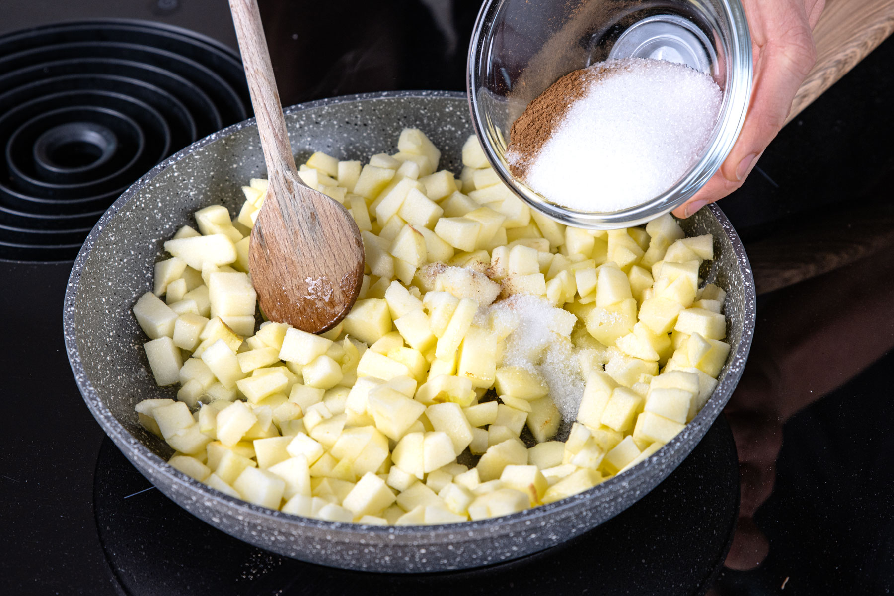 Apfeltaschen mit Blätterteig