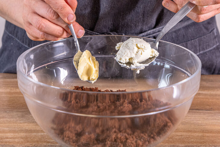 Butter und Frischkäse hinzugeben