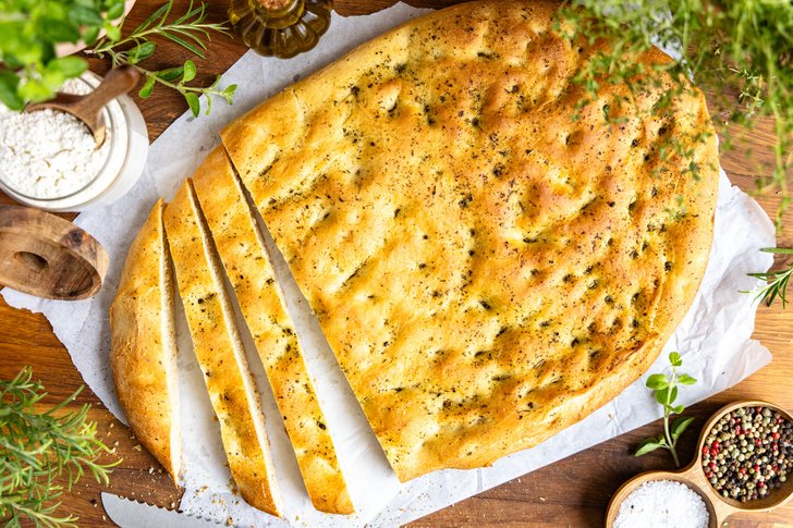 Focaccia-Brot mit Kräutern