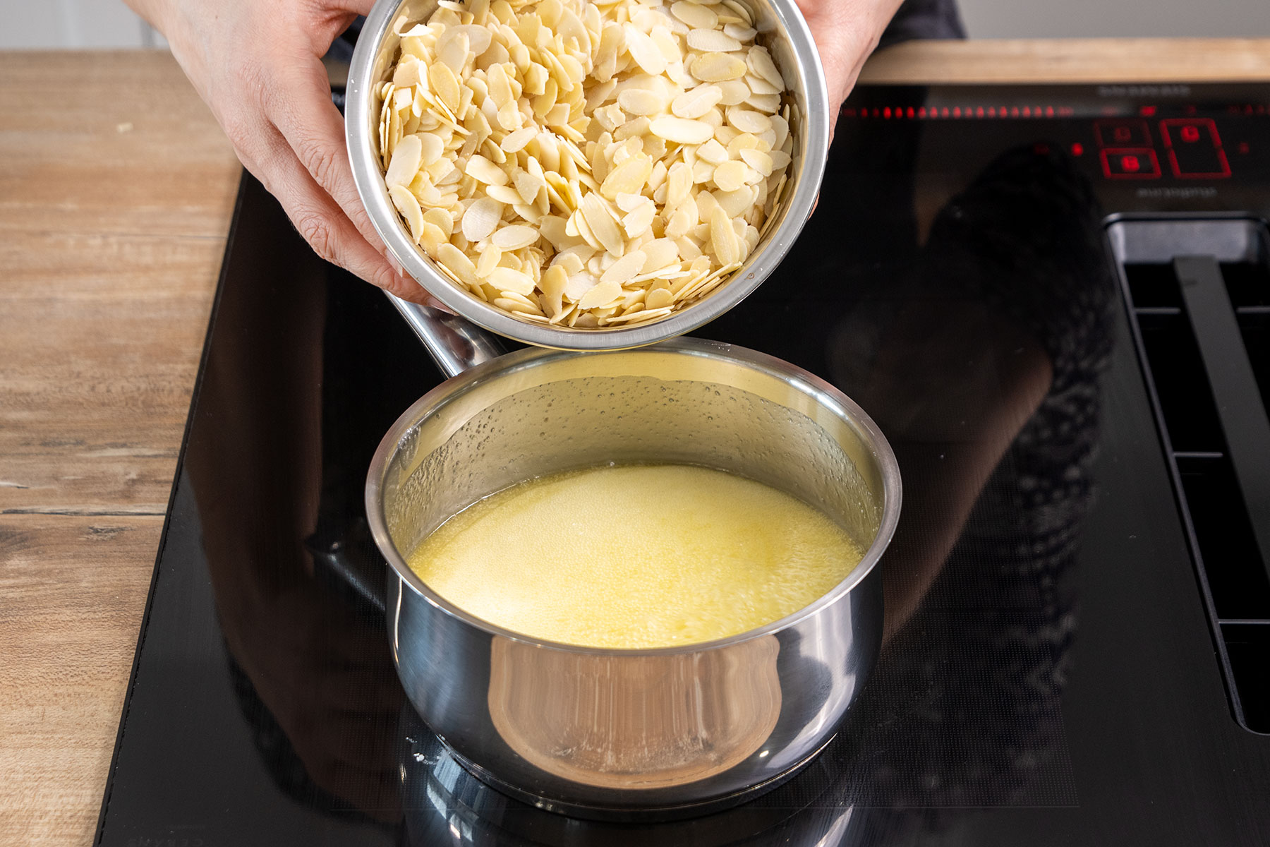 Mandelkuchen vom Blech | Rezept