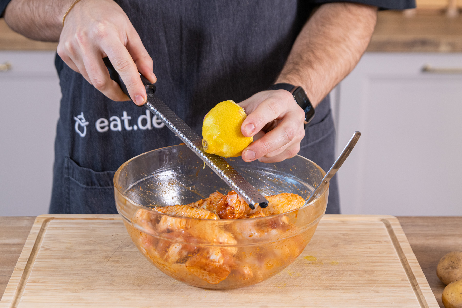 Ofenhähnchen mit Kartoffeln und Gemüse | Rezept- eat.de