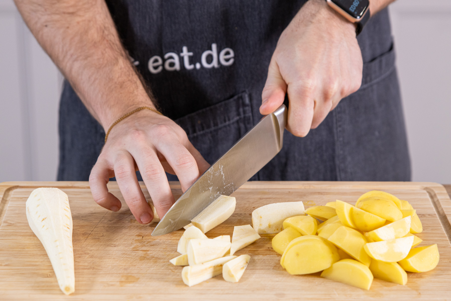 Ofenhähnchen mit Kartoffeln und Gemüse | Rezept- eat.de