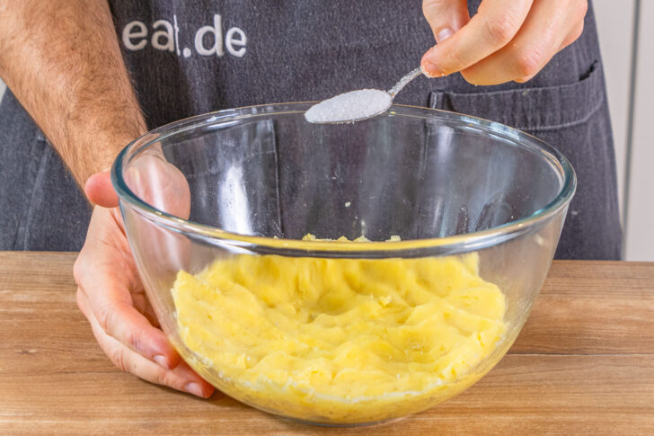 Salz dazugeben