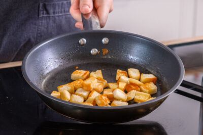 Croutons rösten