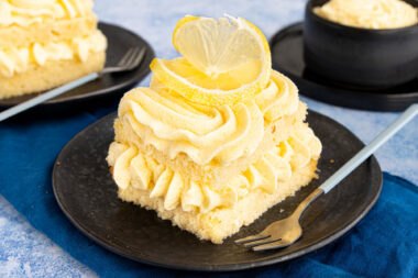 Zitronen-Buttercreme