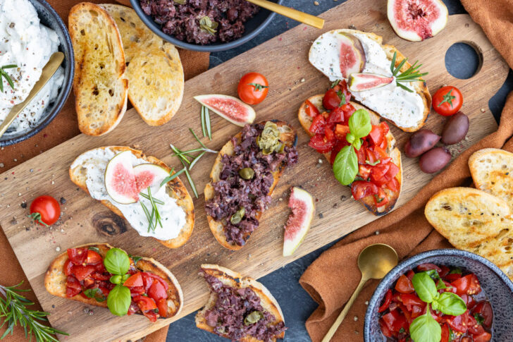Dreierlei Bruschetta-Varianten
