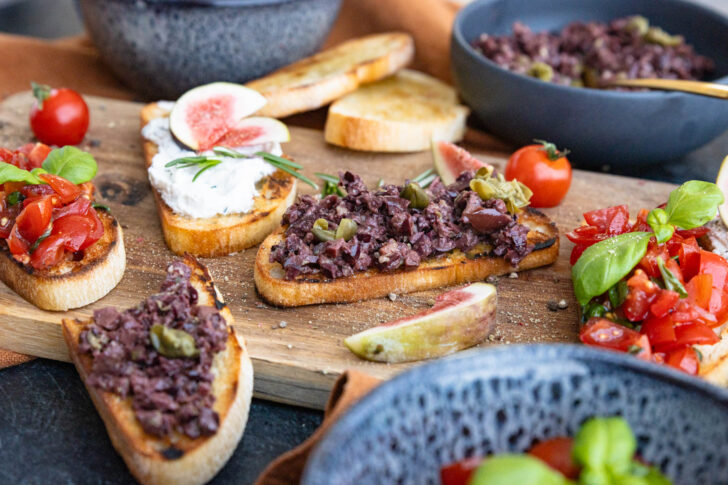 Dreierlei Bruschetta-Varianten