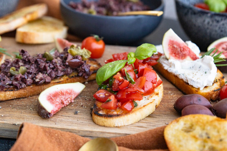 Dreierlei Bruschetta-Varianten