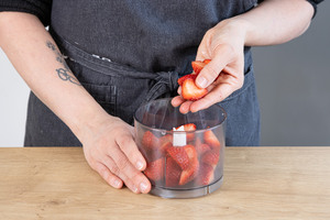 Erdbeeren pürieren