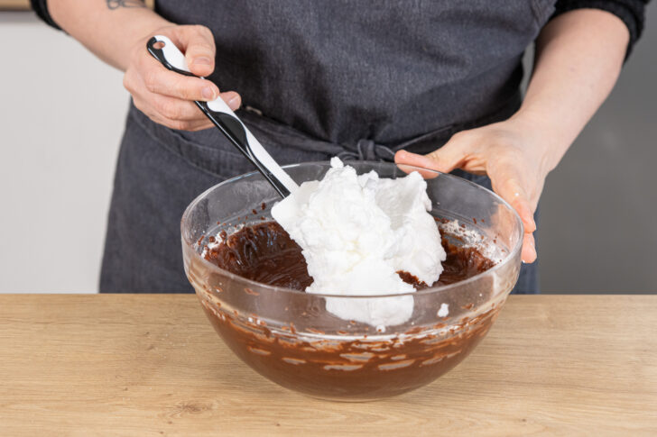 Eischnee unterheben