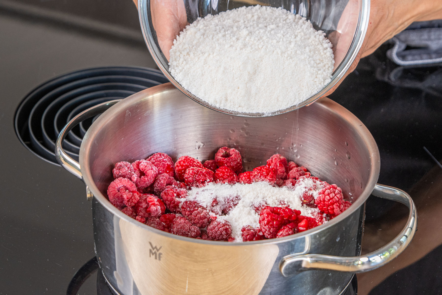 Himbeermarmelade aus gefrorenen Himbeeren | Rezept
