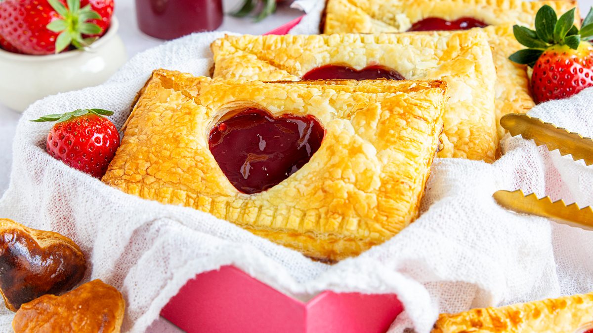 Liebesbriefe aus Blätterteig | Rezept - eat.de
