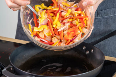 Chicken-Fajita anbraten