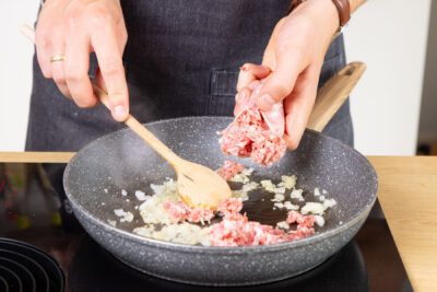 Salsiccia ausdrücken.
