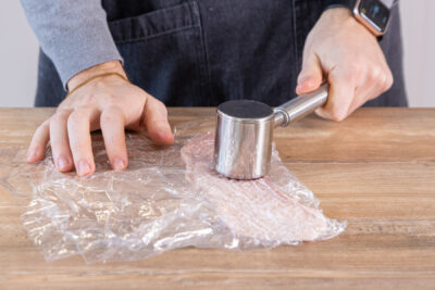 Schnitzel plattieren