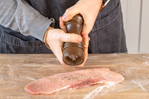 Schnitzel Wiener Art würzen