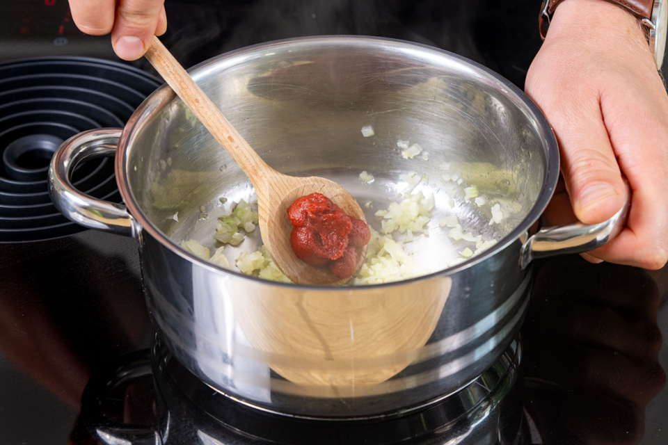 Tomaten-Sahne-Sauce wie beim Italiener | Rezept