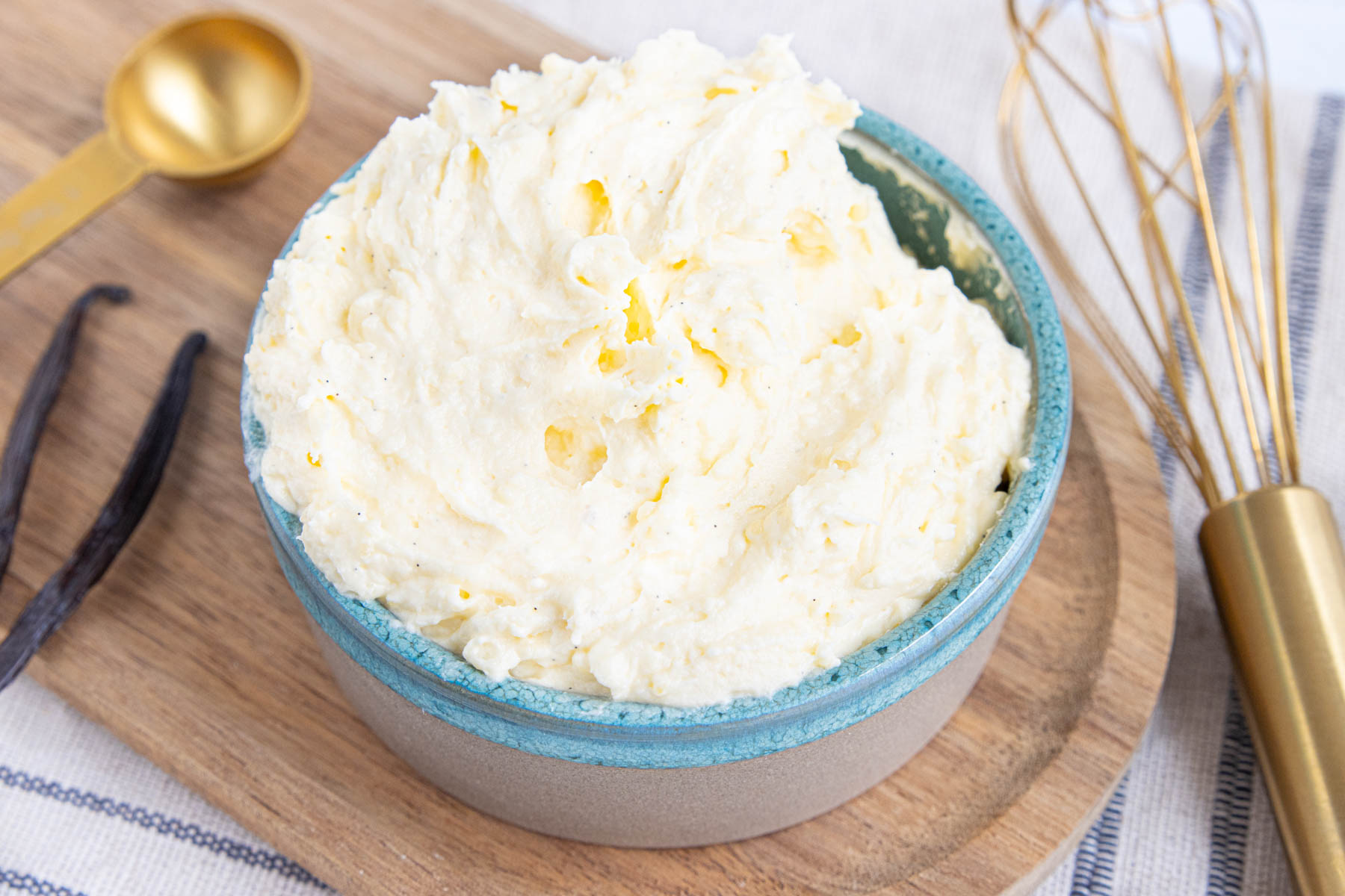 Vanille-Buttercreme | Rezept