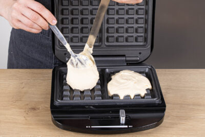 Buttermilchwaffeln ausbacken