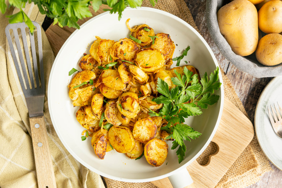 Bratkartoffeln aus gekochten Kartoffeln