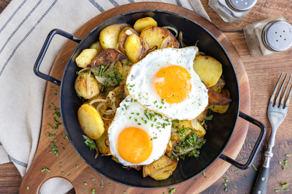 Bratkartoffeln aus gekochten Kartoffeln Bratkartoffeln aus gekochten Kartoffeln